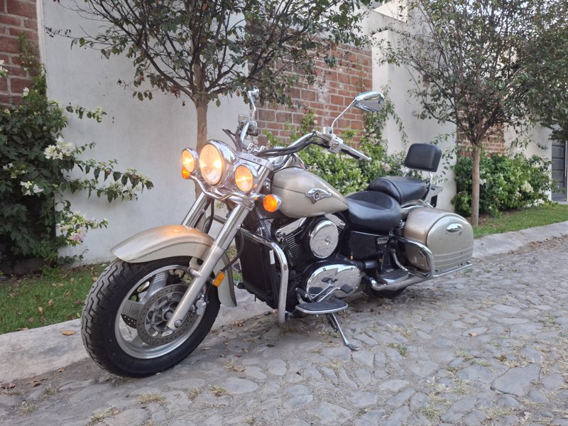 Kawasaki Vulcan Nomada