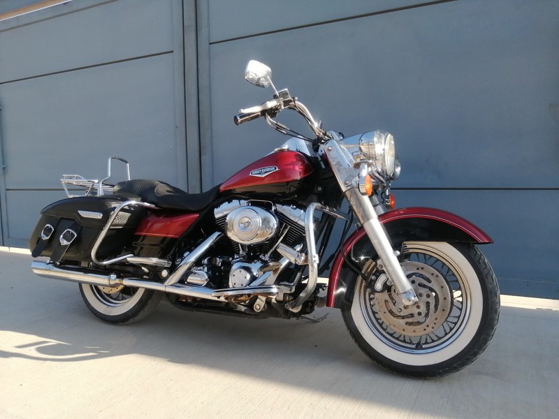 Harley Davidson - Roadking Classic